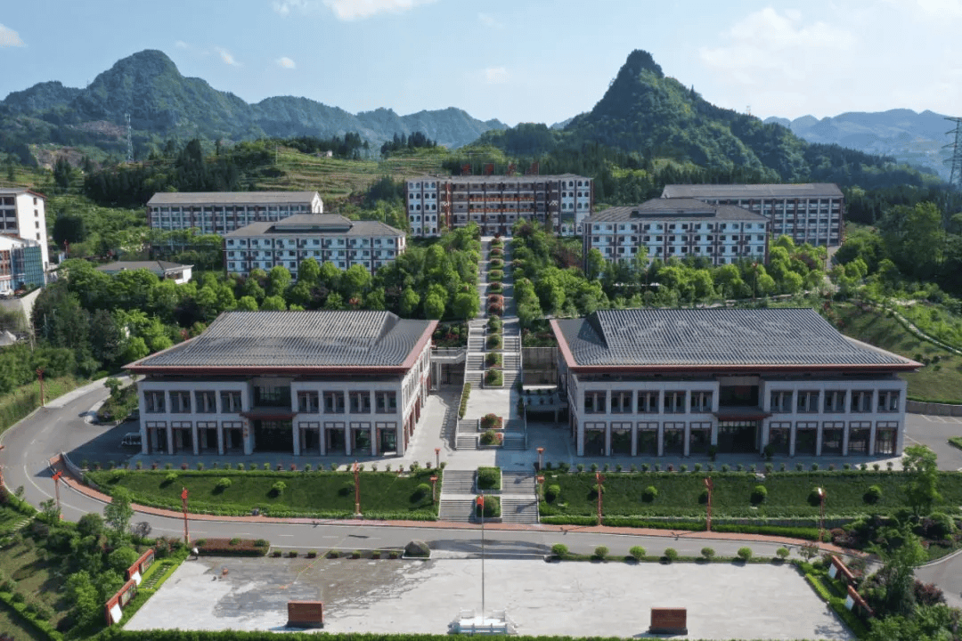 云南威信:老区崛起南部新城