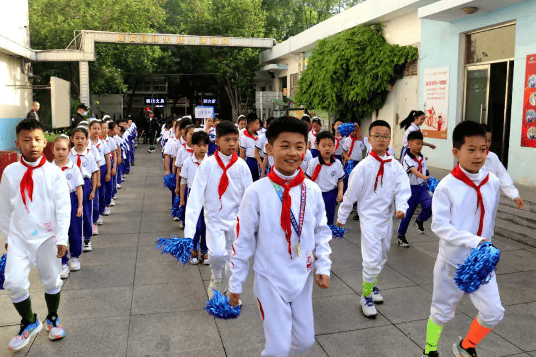 津门小学:春风得意少年时,逐梦踏歌绿茵场