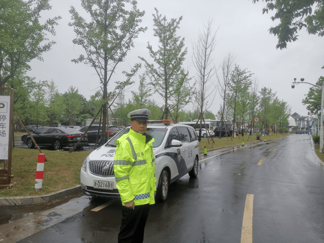 共投入警力3985人次!守护假日"烟火气",新昌公安局全警出动