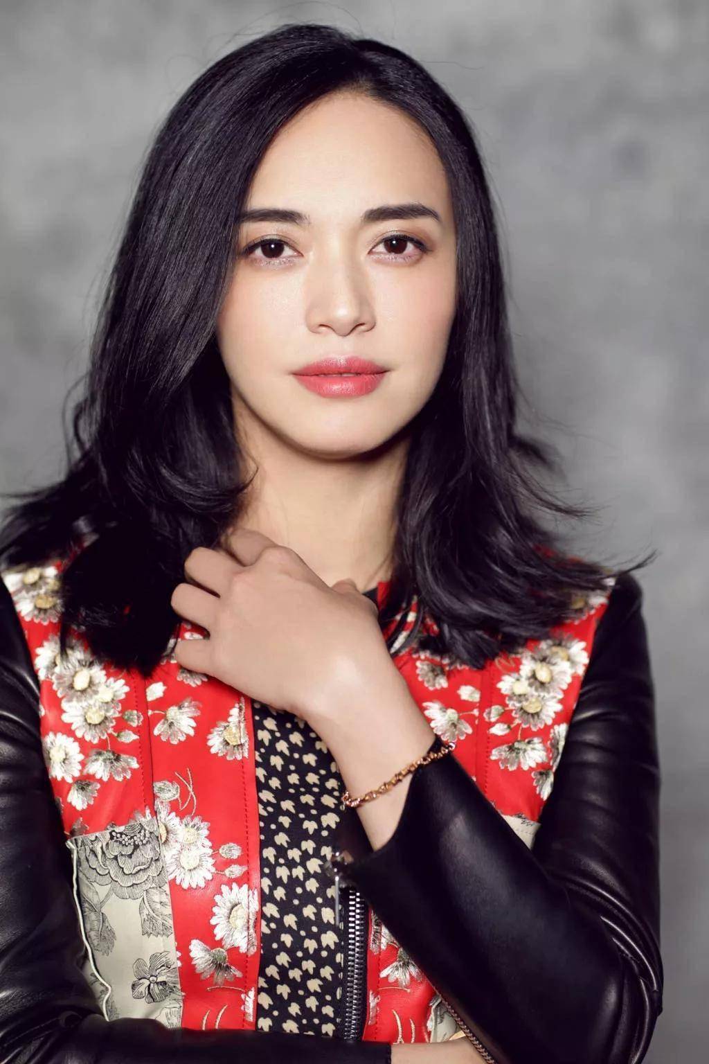 凌潇肃与姚晨离婚11年:恩怨成往事,各自再婚故事多_女士_先生_唐一菲