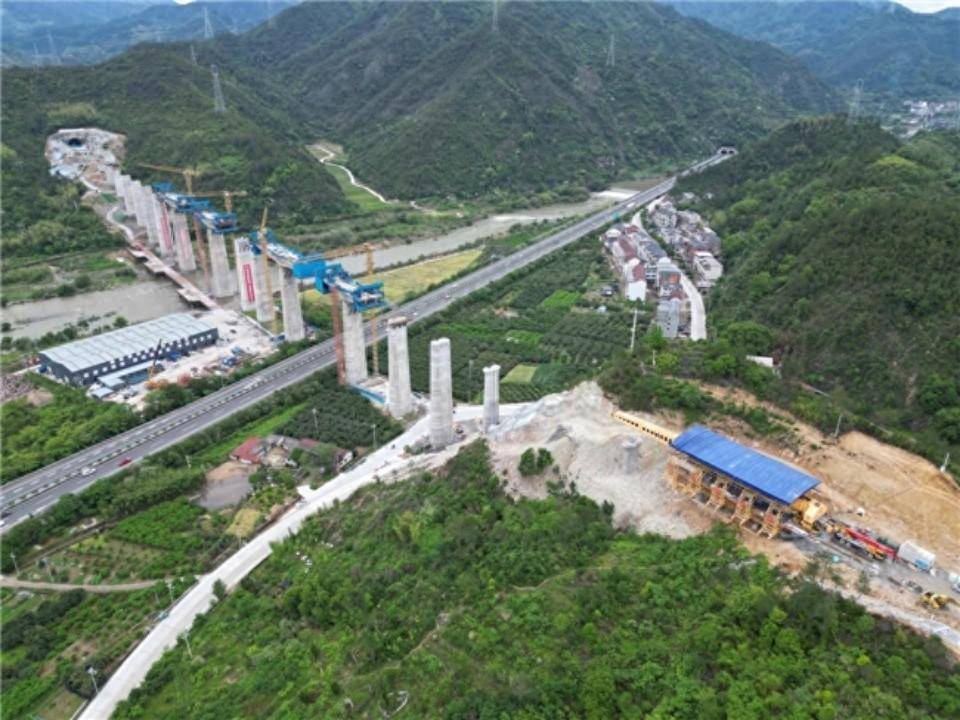 "梁"点持续上新,衢丽铁路跑出桥梁建设"加速度"