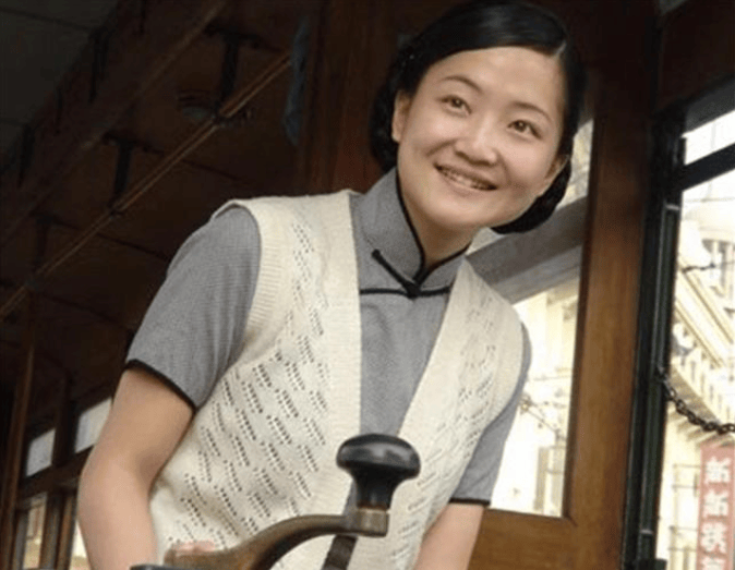 离婚3年,重生的她好美