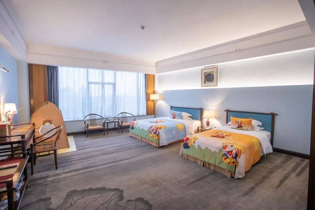 豪华房高级房吃住玩乐一票通玩"走进隐贤山庄,打卡网红4a景区"酒店