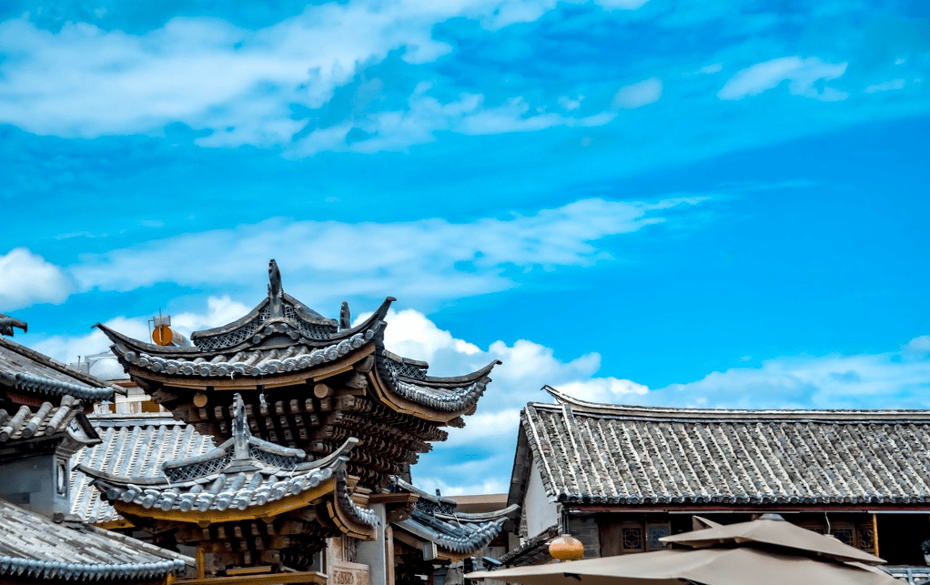 漫步喜洲,领略大理白族民居之美