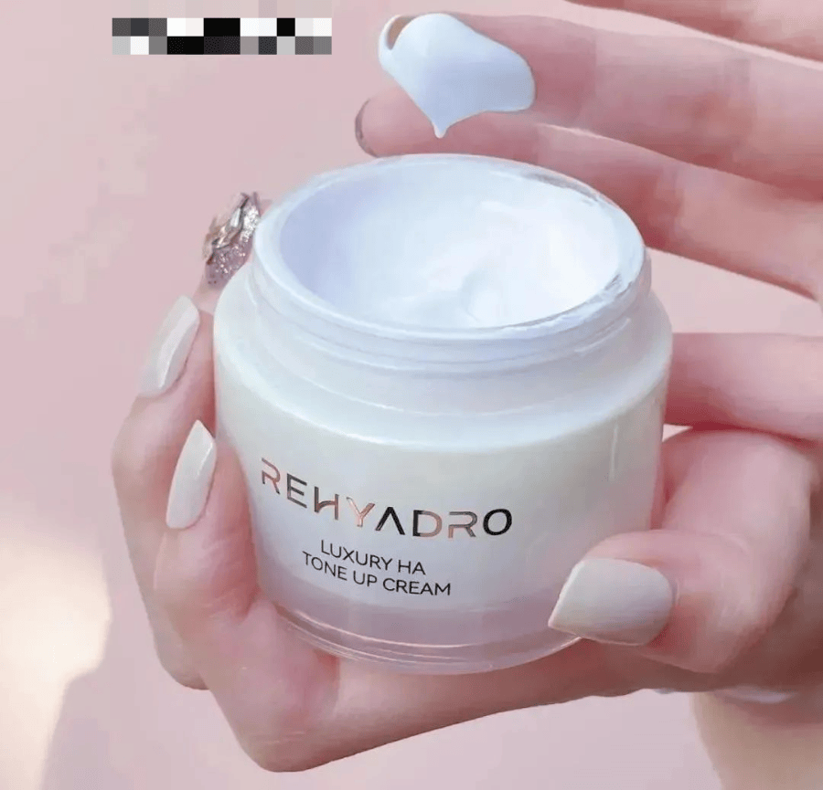 1瓶=面霜 隔离 粉底 身体乳!一招亮白,更显年轻