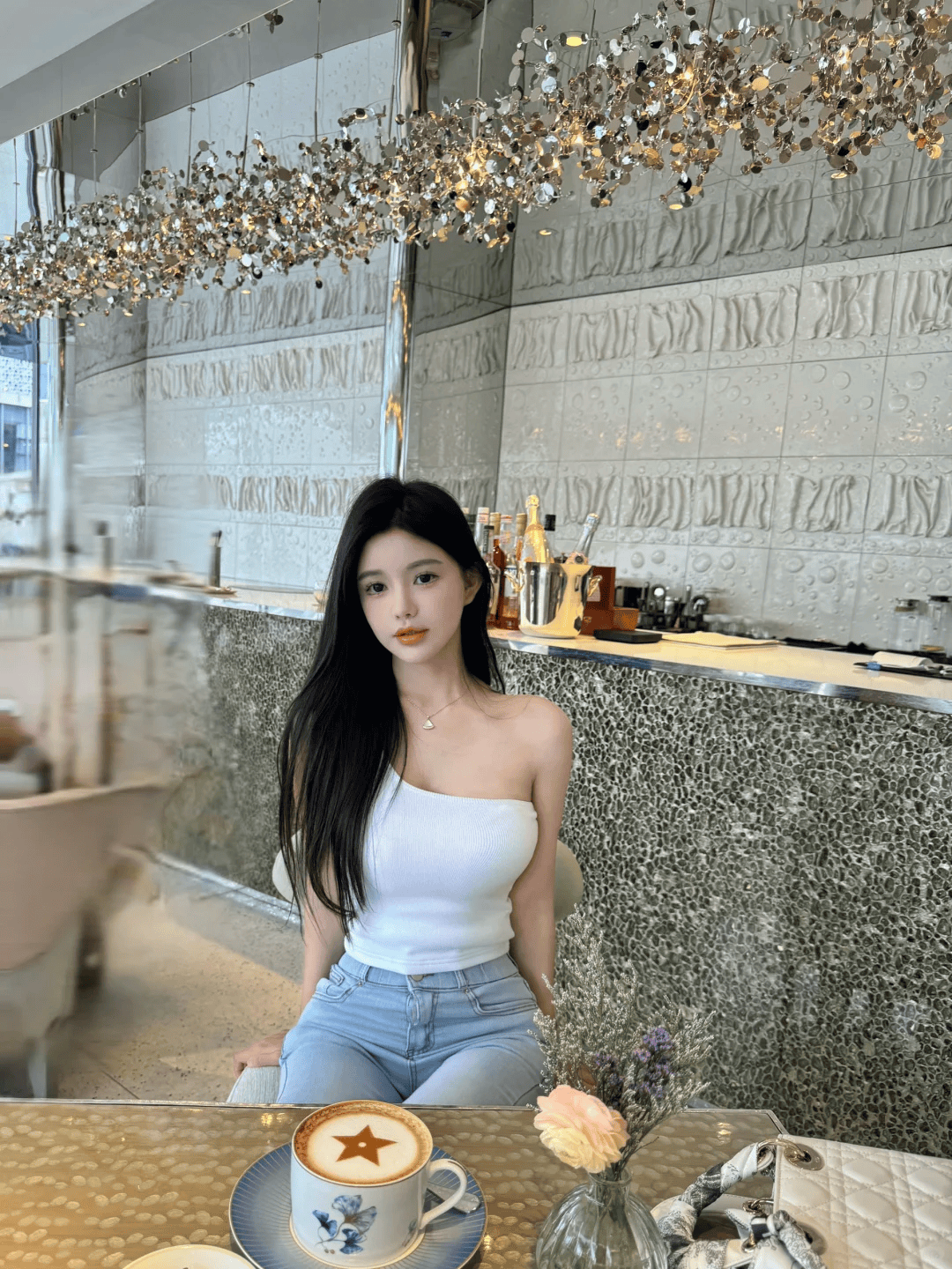 身材高挑!相当有料!