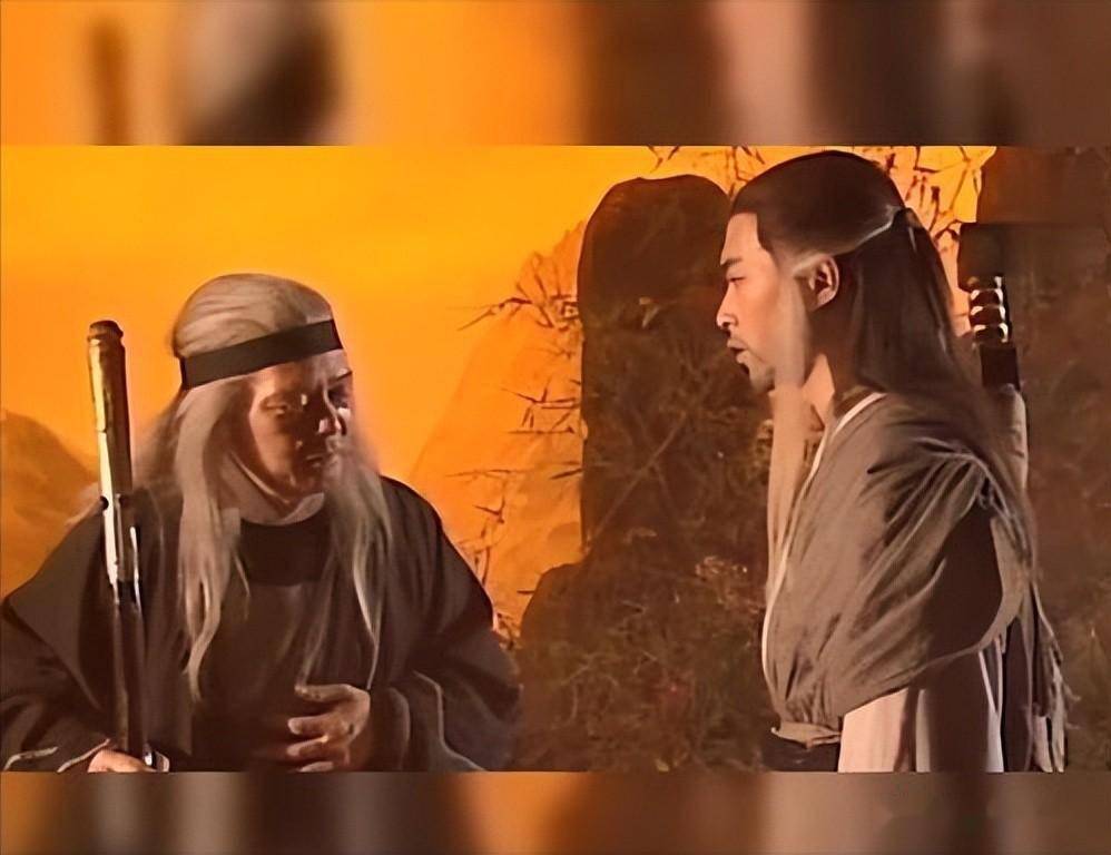 打架不行,嘴炮最灵,柯镇恶怎敢得罪东邪西毒?看他师父就能明白