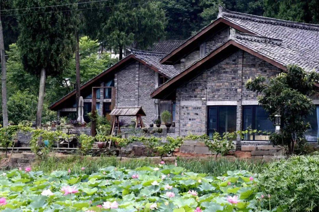 地址:阆中野舍天下桥亭民宿备注:位于凤舞天宫旅游度假区环线,民宿皆