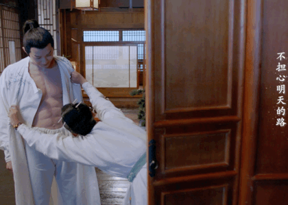 假臀假腹肌,《我的阿勒泰》于适一出场,打脸了多少内娱小鲜肉