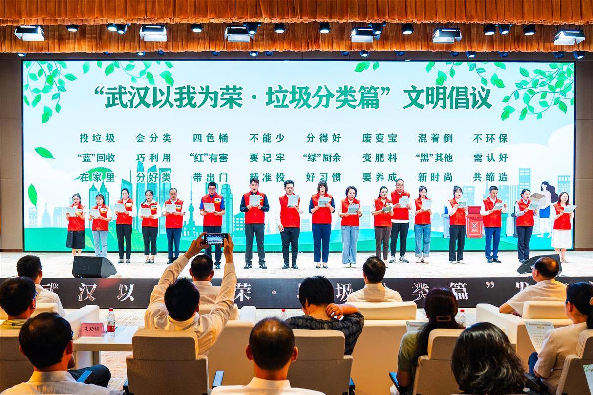 "他们像种子一样,将垃圾分类知识传播到每个地方"