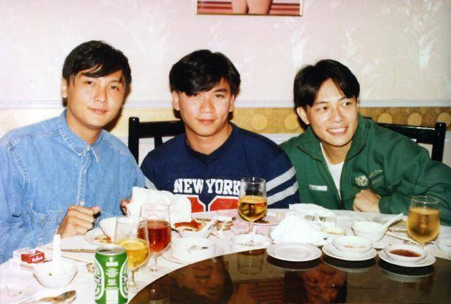 他公认靓仔愈老愈型,爸爸是牧师女儿港姐5强,车楼都写太太名