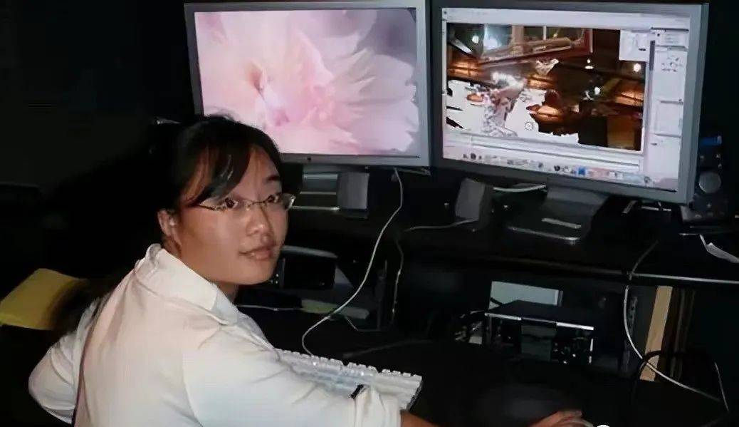 电影_山村里_张慧科