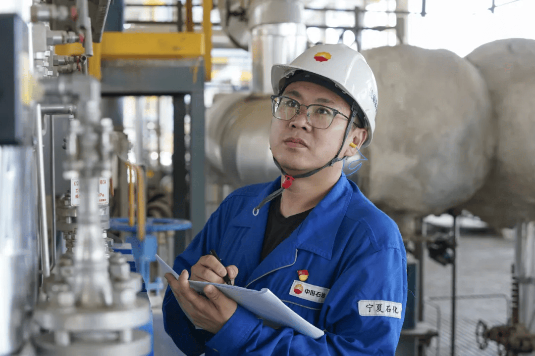 7676有个小心愿1358个兄弟7676我们已经连续10年获得大庆油田