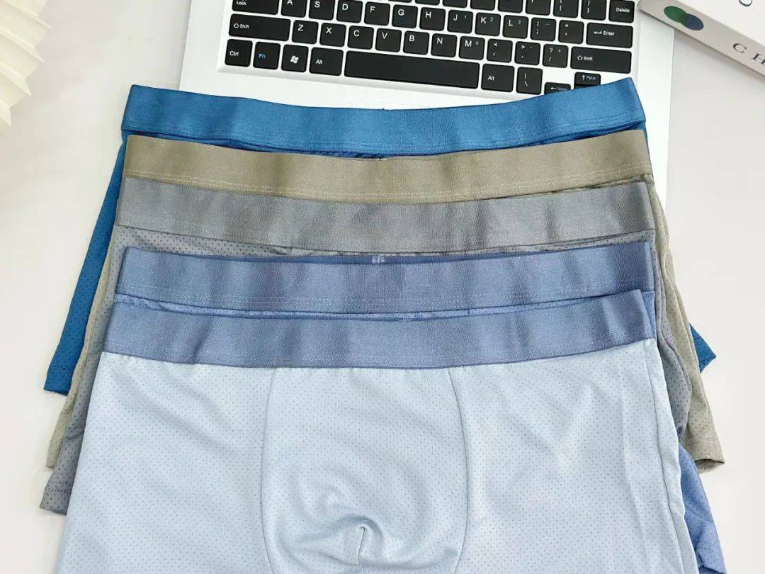 一到夏季就"水蒸蛋",冰丝内裤才是男人的救命稻草,一定要换上!