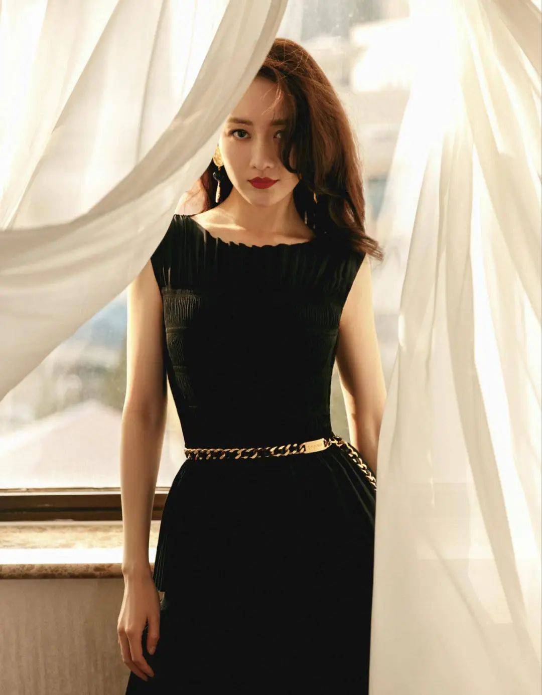 王鸥女团妆真的太御了!飒美又时尚!4个方法!土气变c位出道.