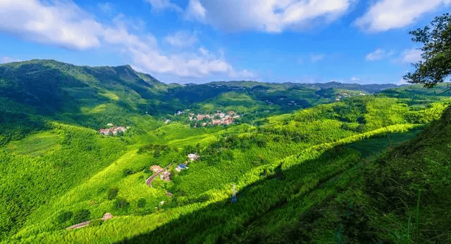 贵州西部藏了个"中国凉都",人少景美,夏季只有19℃!