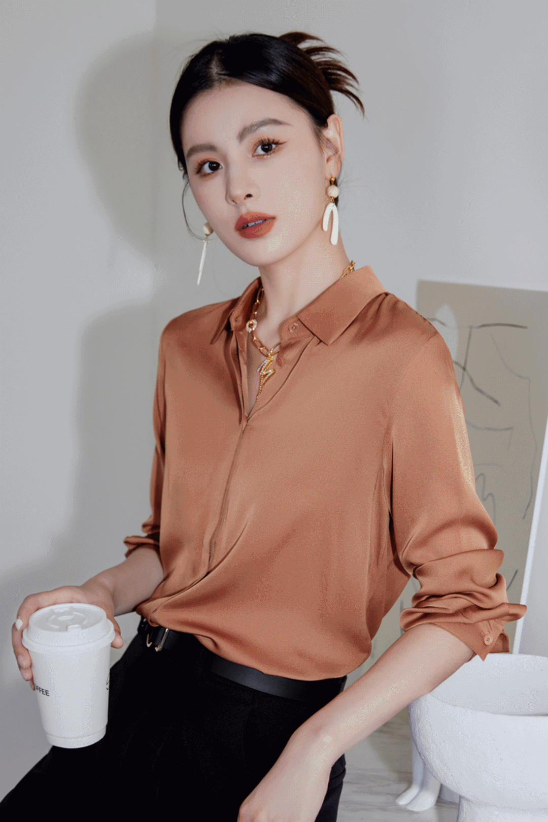 5月第一大瓜,她居然官宣离婚了?