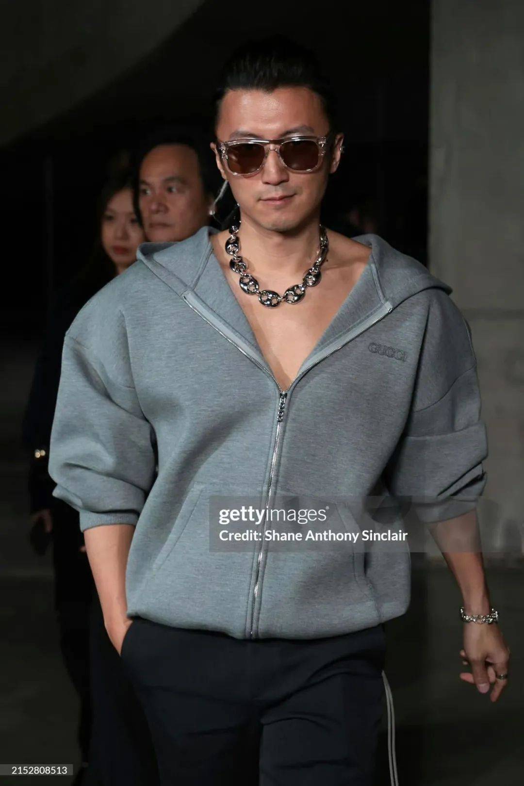 谢霆锋现身伦敦品牌秀场,g社镜头下依然颜值扛打!