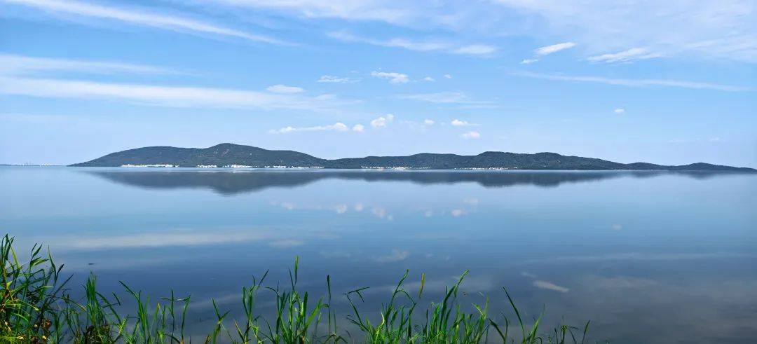 其中,太湖度假区水域面积921.05平方公里,占全市水域面积的55.7%.