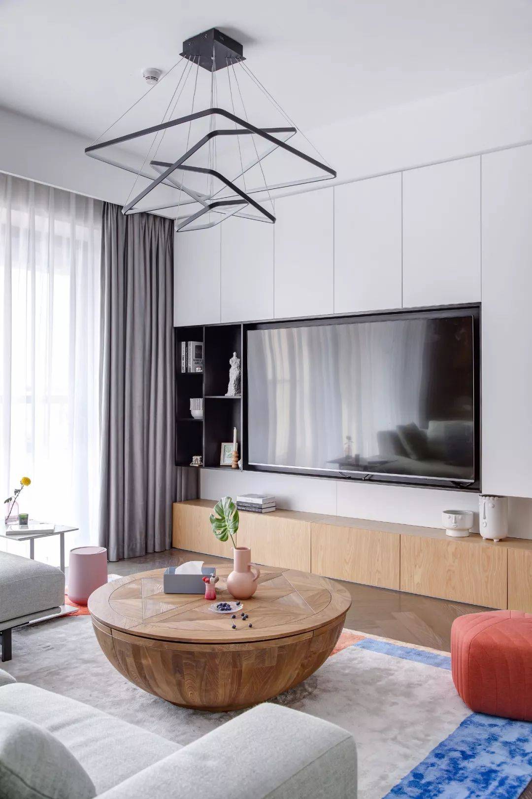 148平现代精装,惊艳软装设计,简约舒适的高级生活范本!