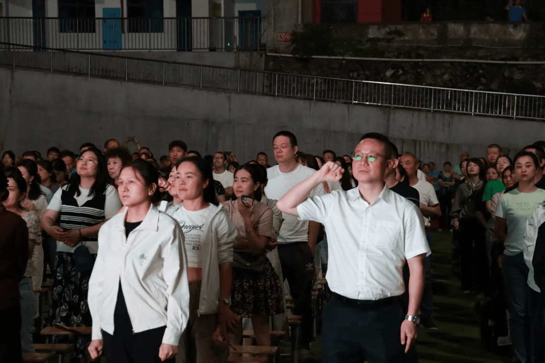 【学校活动】携手同心 共筑未来——郴州市一完小召开家长会