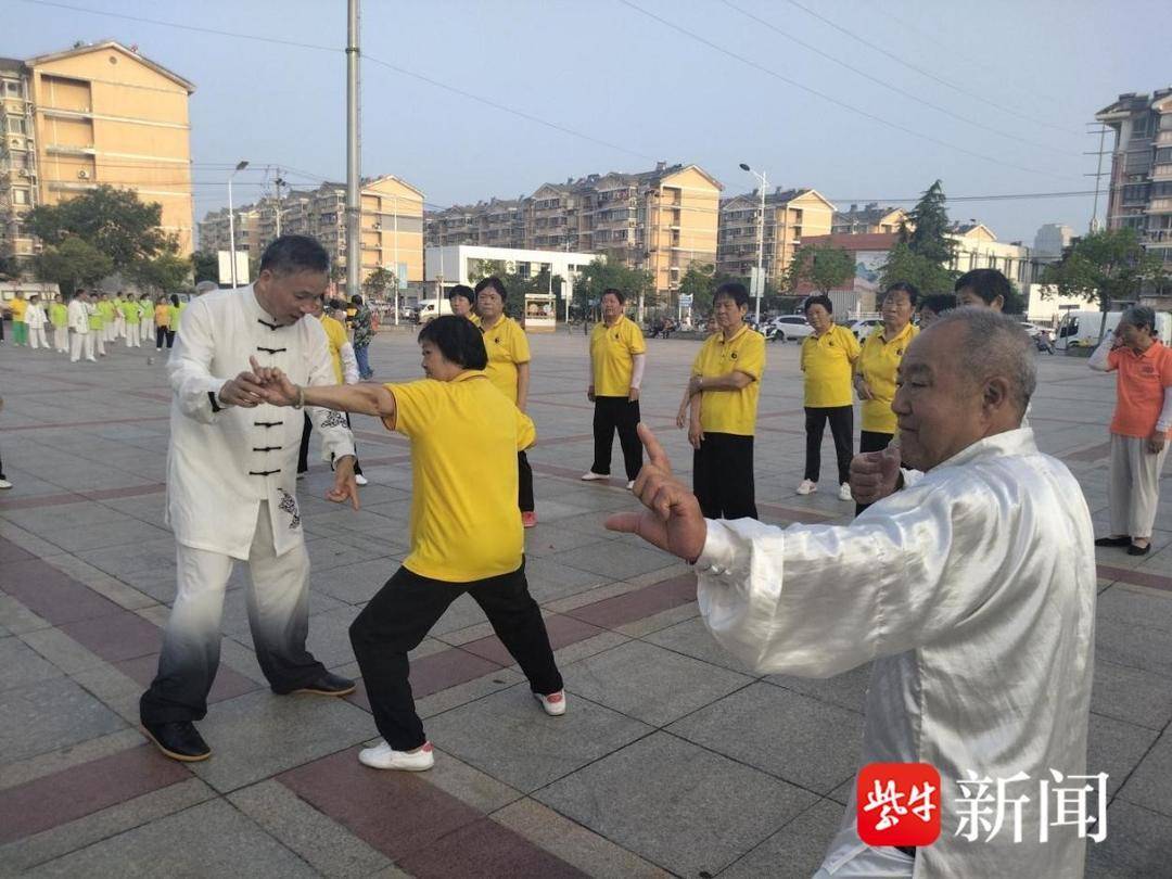 腾讯新闻：香港最准的一肖100%-体育：国际博物馆日：中国体育文物走进“共和国摇篮”  第1张