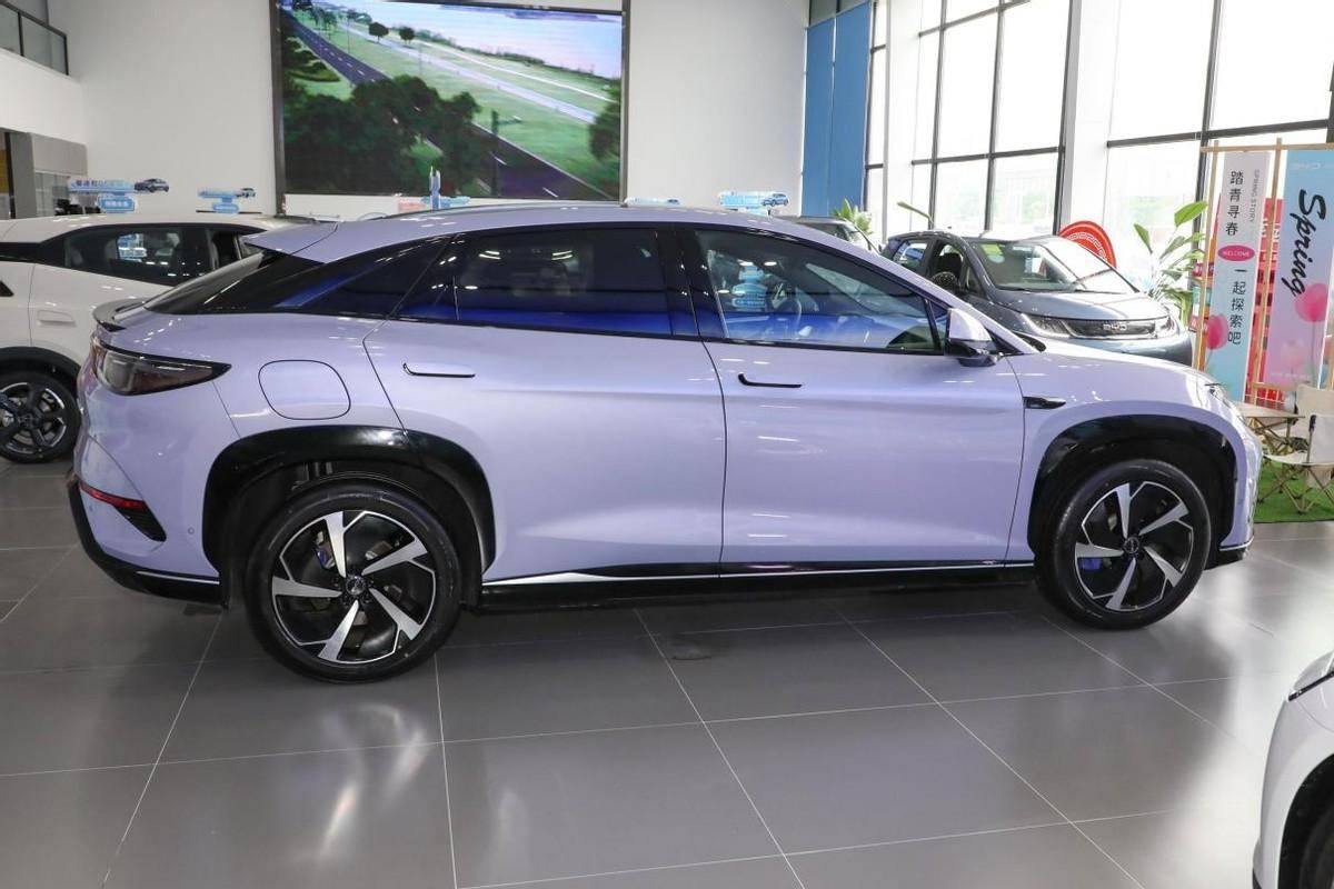 比亚迪拿出诚意,全新中型纯电suv,不到19万起,轴距2930mm_搜狐汽车