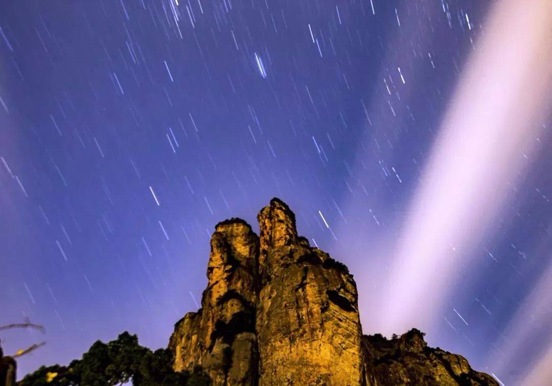 瞿塘峡犀牛望月图片图片