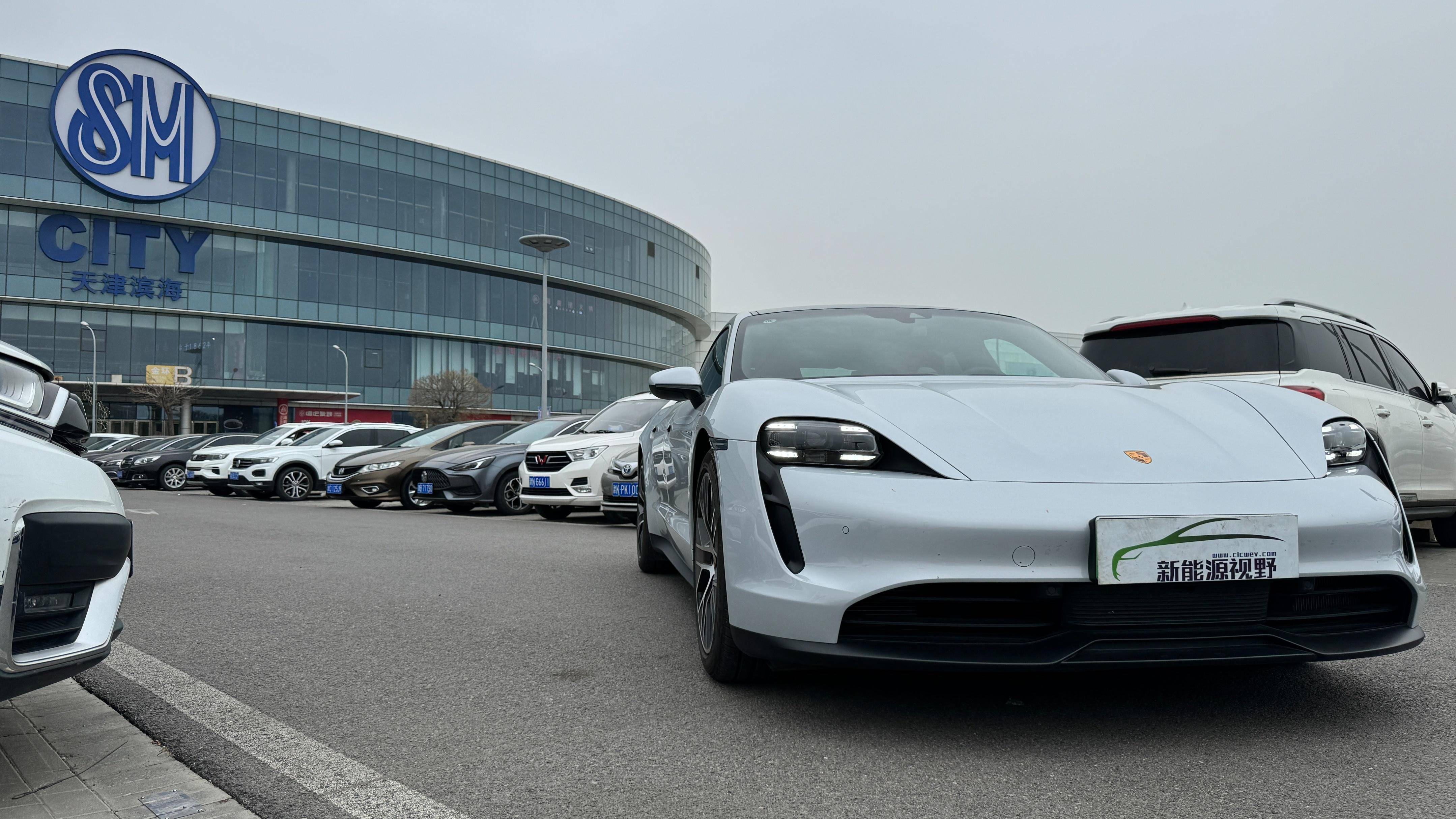 试驾体验保时捷taycan