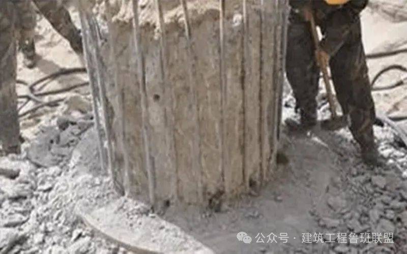灌注桩桩头如何处理?中建工艺这样干!_混凝土_施工_钢筋