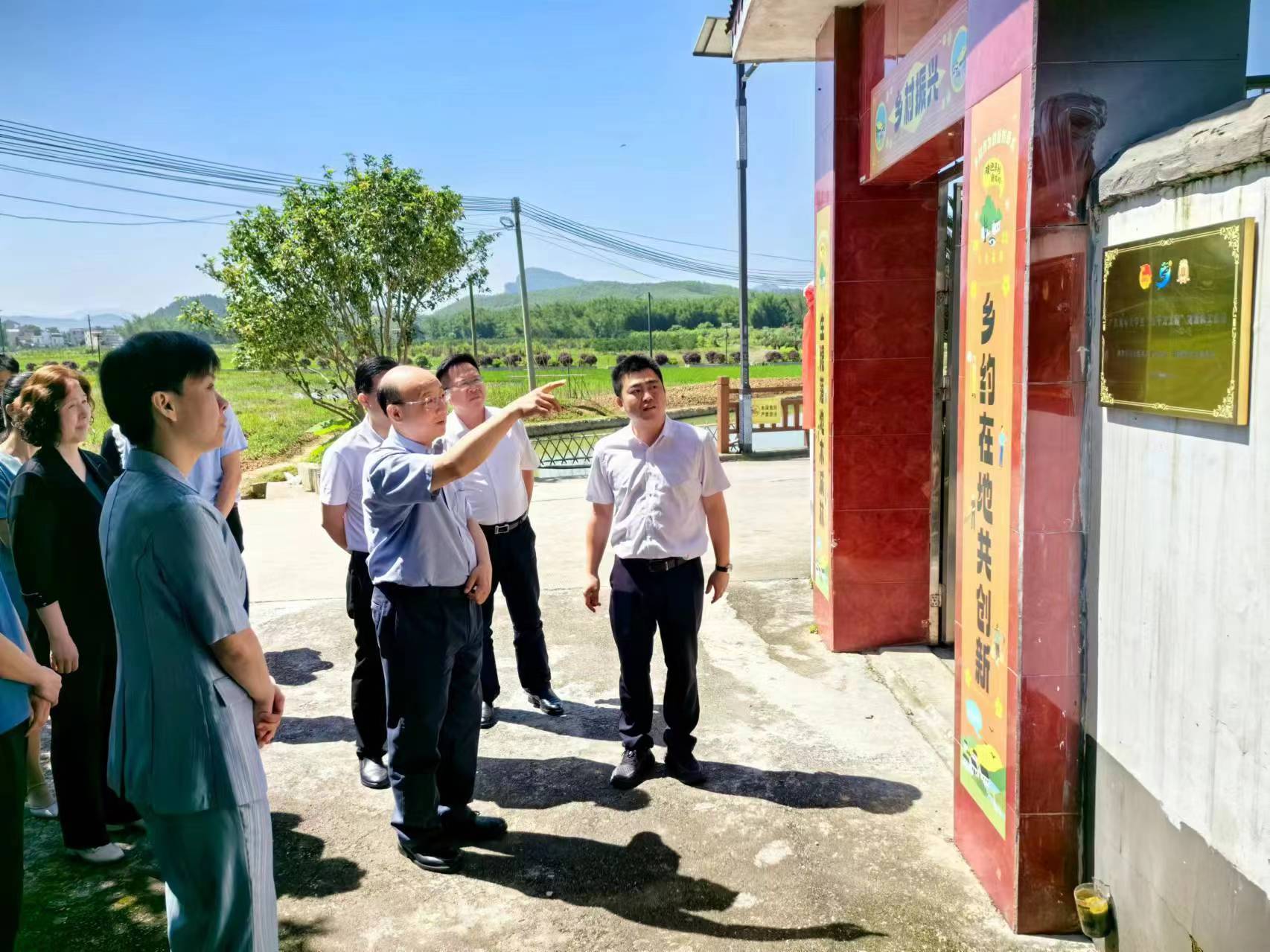 仁化县委副书记,县长刘拥军表示,将尽最大努力做好沟通对接,服务保障