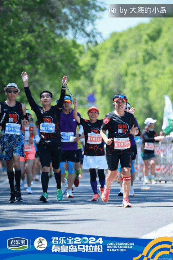 携手秦马,圆梦秦马,感恩秦马——黑暗跑团征战秦皇岛马拉松记