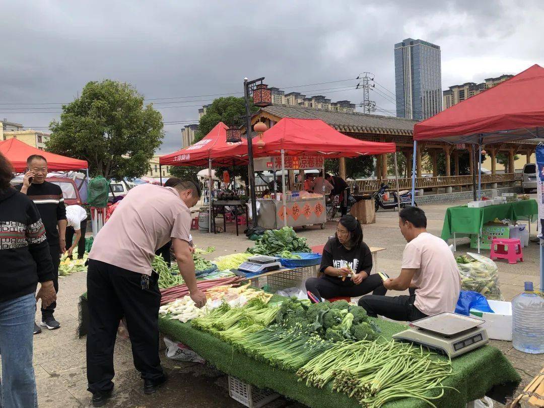 赶集摊位图片图片