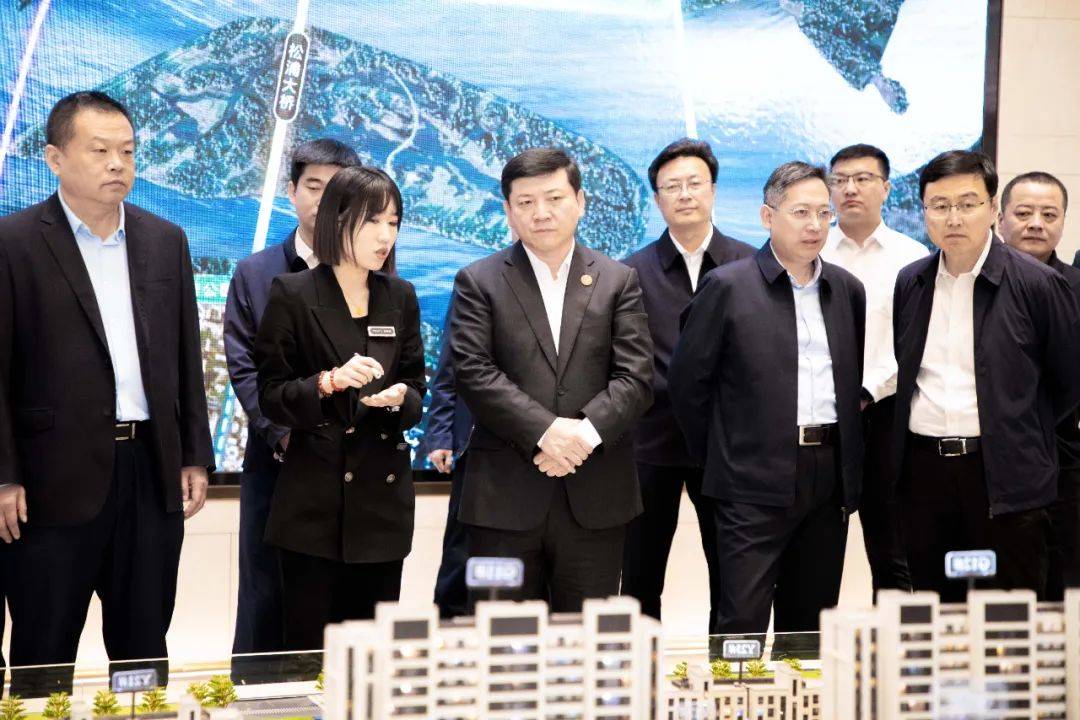 王立新在哈尔滨开展系列商务活动,罗生宏陪同参加_中国铁建_合作_建设