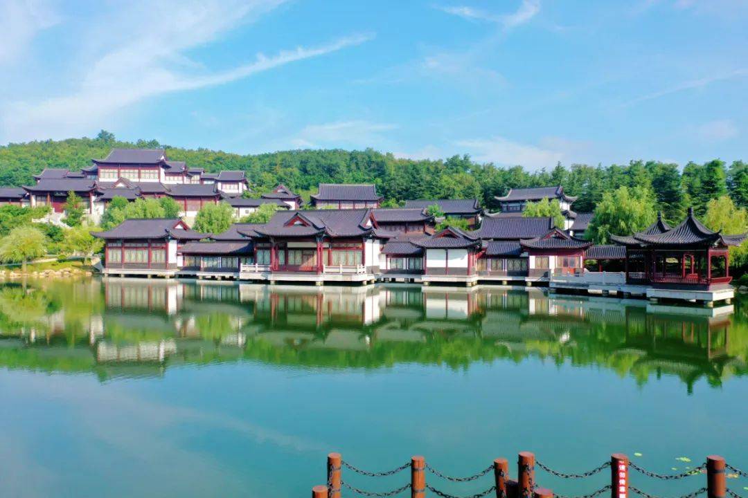 半价,特惠 露营,环湖跑,水上体验…56119中国旅游日邀您畅游威海!