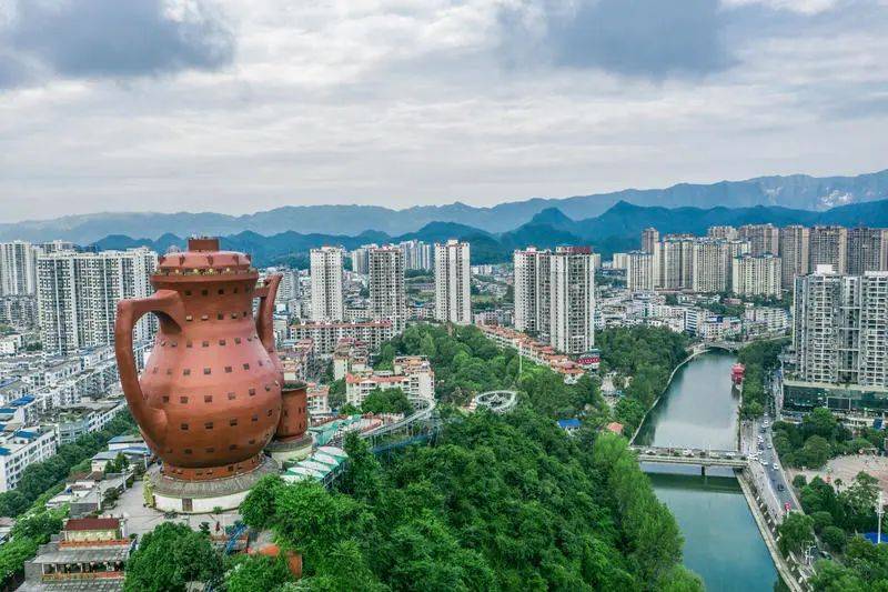 19中国旅游日,一起畅游遵义这10条精品旅游线路_景区_会址_四渡赤水