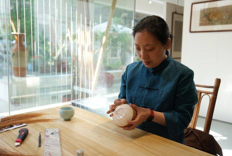 羊城派:管家婆的资料一肖中特-城市：城市文学的别样景观  第1张