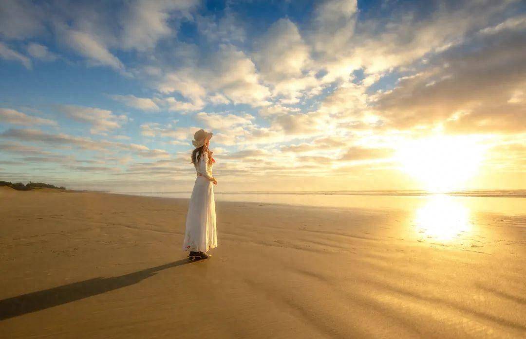 是否正为所爱之人无法陪伴在侧而伤神,或是正为另一半对自己关心不够