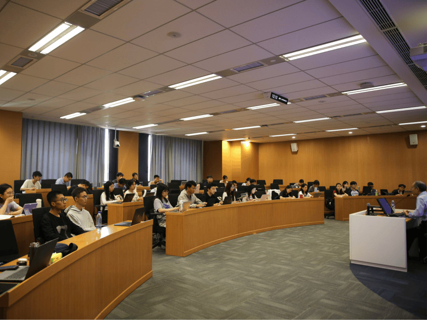 2024年5月18日上午,由中国人民大学校友会主办的第六届校友文化节暨第