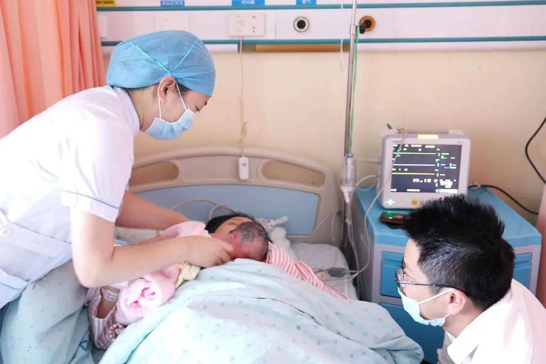 福田区户籍或居住在福田区(夫妻双方中有一方符合条件即可)计划怀孕