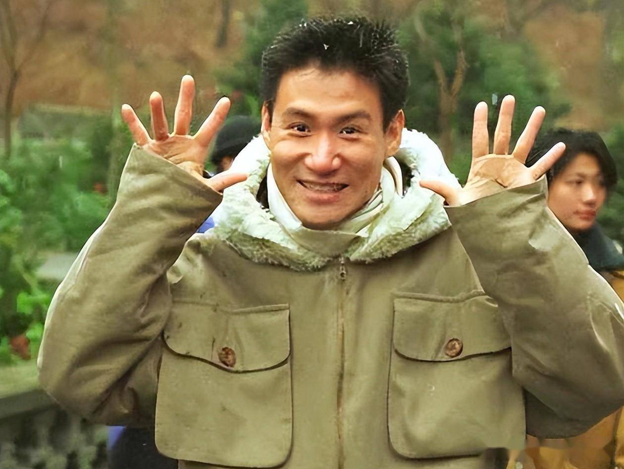 8年来一直没有红,可她的丈夫却大红大紫_罗美薇_张学友_妻子