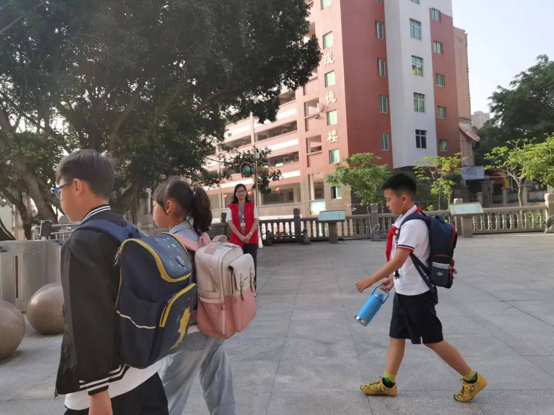 文明养成在行动|文明养成专项行动 引领校园新风尚——安海镇成功中心