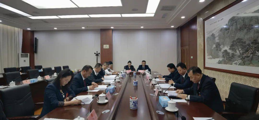 省十四届人大常委会召开列席第八次常委会会议代表见面会