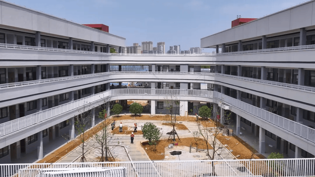 江阴这所新学校来了,接送堵不堵,师资力量如何?一一揭秘