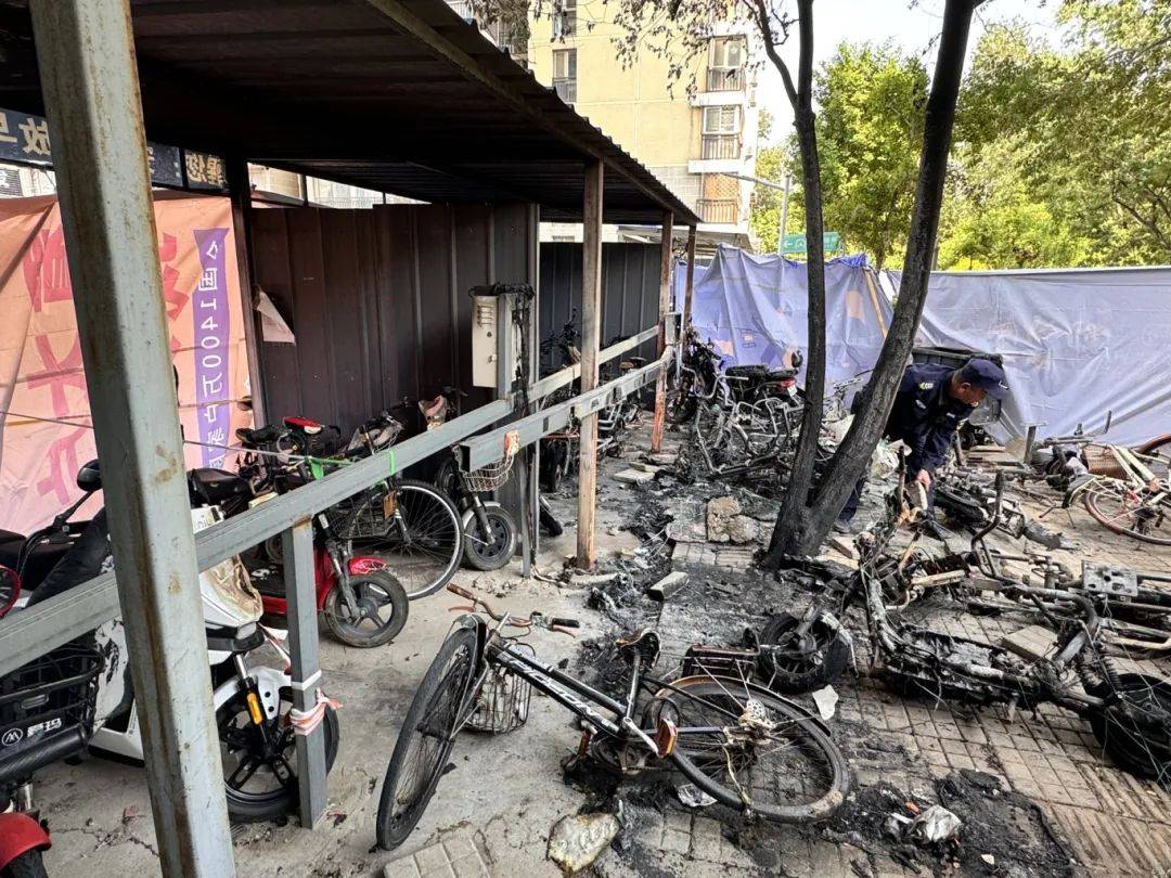 自行车起火有多快避免电动自行车火灾请牢记这些安全知识↓↓↓来源