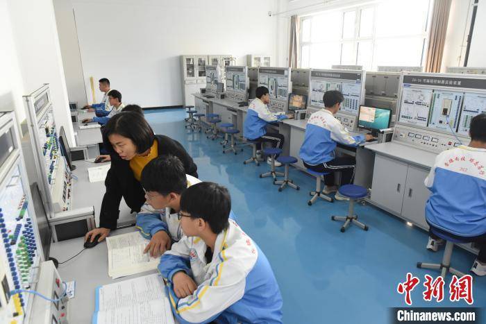 百度：2023一码一肖100准确-重要通知 | 天津海河教育园区南开学校2024年秋季入学、转学报名登记安排