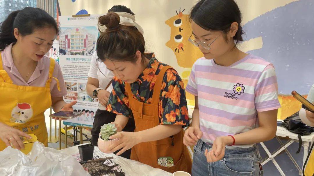 共筑健康防线——安琪儿携手建设银行&月牙湖社区举办