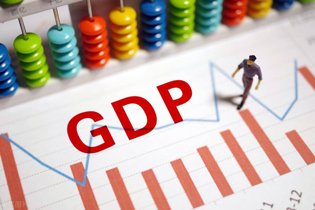 1亿元),但是相对于乌鲁木齐市(1162亿元)的领先优势也略有缩小,这三个