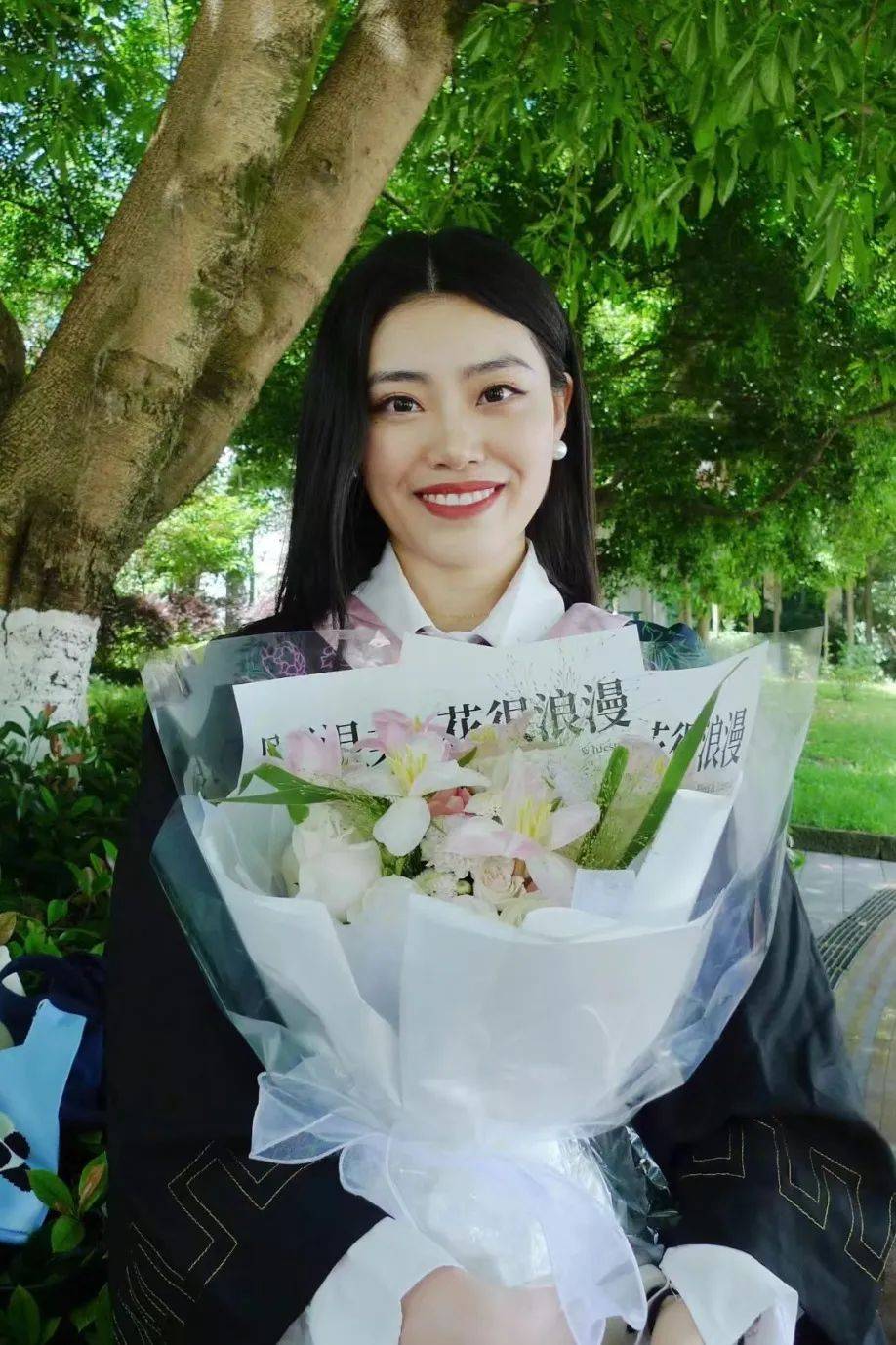 日语学院谢珊珊重庆市优秀毕业生保研至北京语言大学国家奖学金获得者