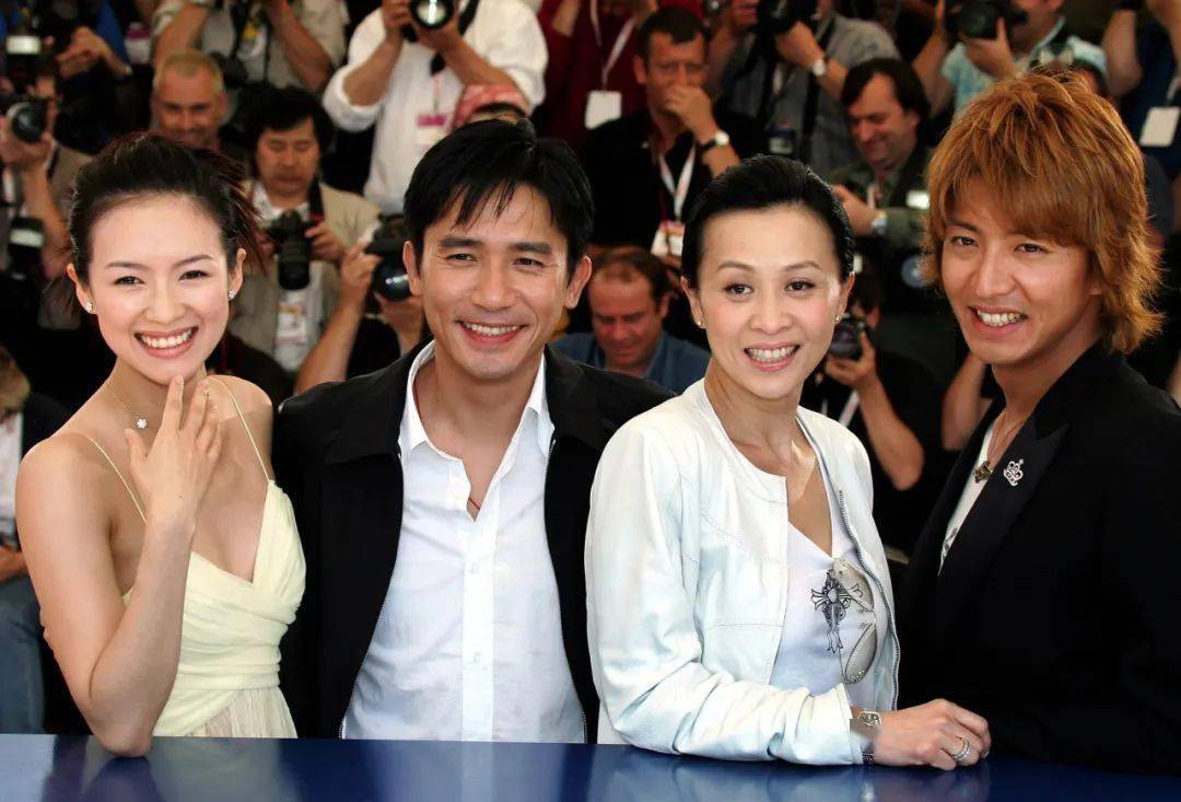 "熹妃回宫",震住戛纳还得是章子怡